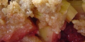 crumble-rhubarbe-framboise