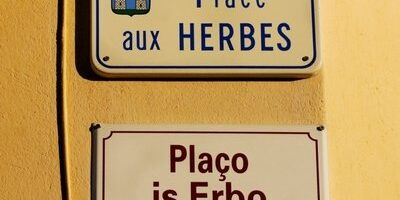 Plaque(s) de rue en Provençal à Cavaillon.